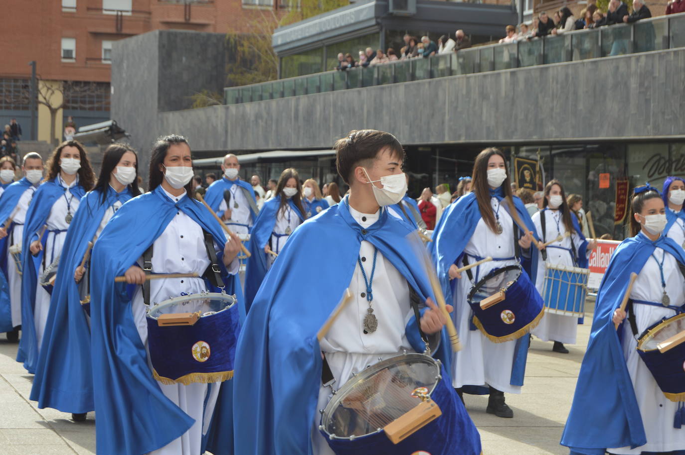 Fotos: La Exaltación de Bandas de Cofradías regresa a las calles de Arnedo tras dos años de silencio