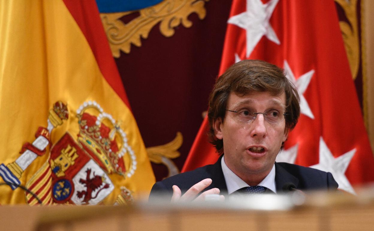 El alcalde de Madrid, José Luis Martínez-Almeida, durante la rueda de prensa celebrada el jueves.