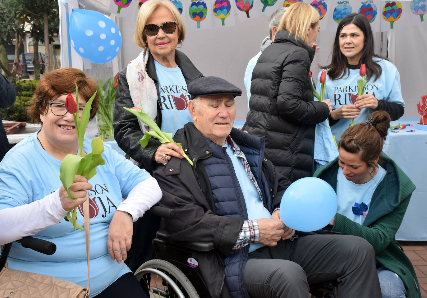 Fotos: Actividades en El Espolón con motivo del Día Mundial del Parkinson