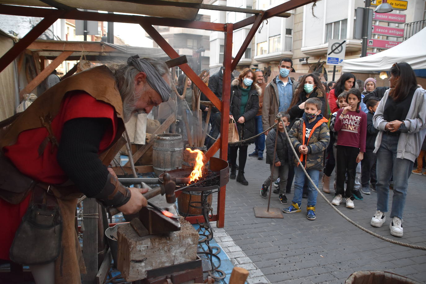 Fotos: Mercado y ambiente del Mercaforum de Calahorra