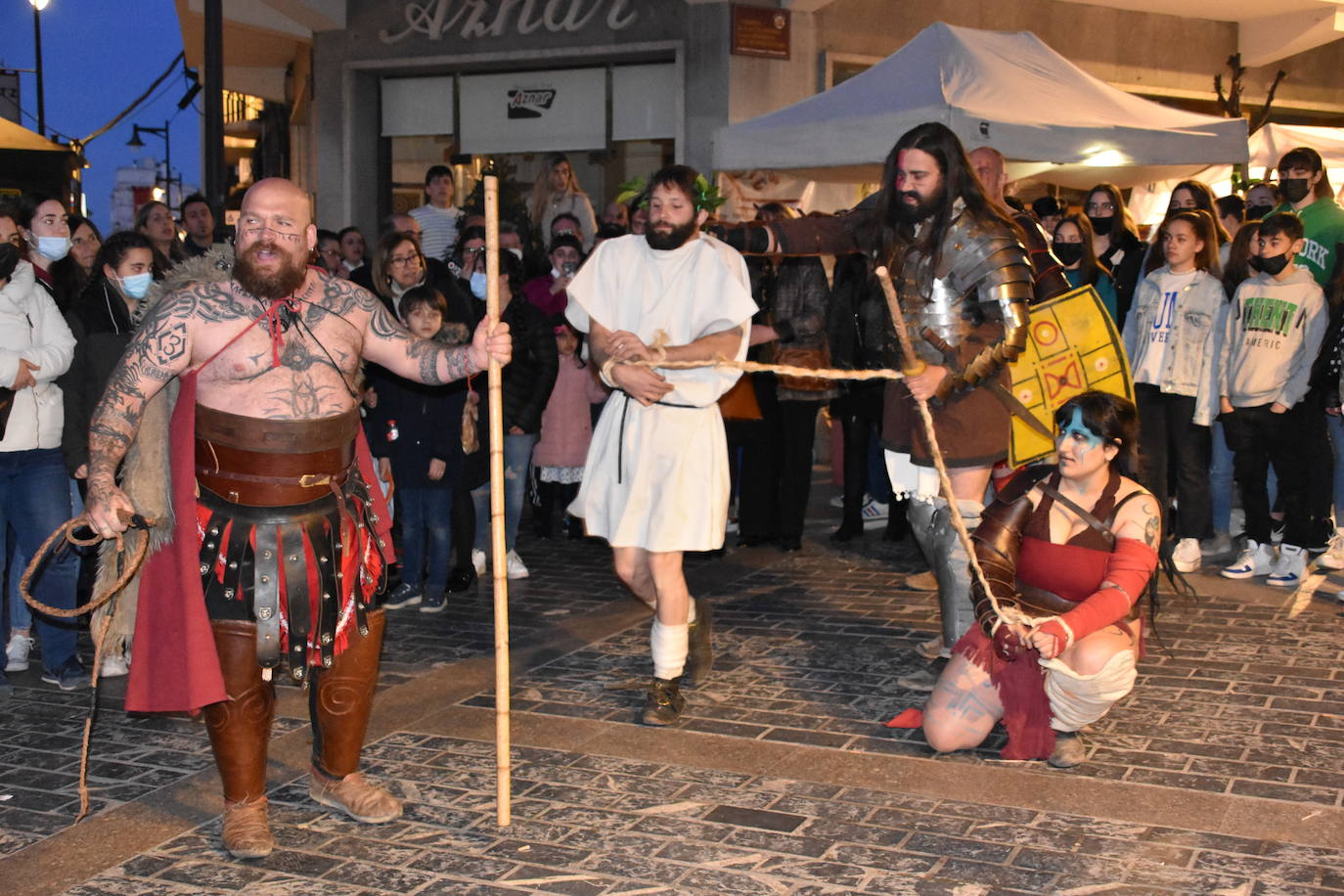 Fotos: Mercado y ambiente del Mercaforum de Calahorra