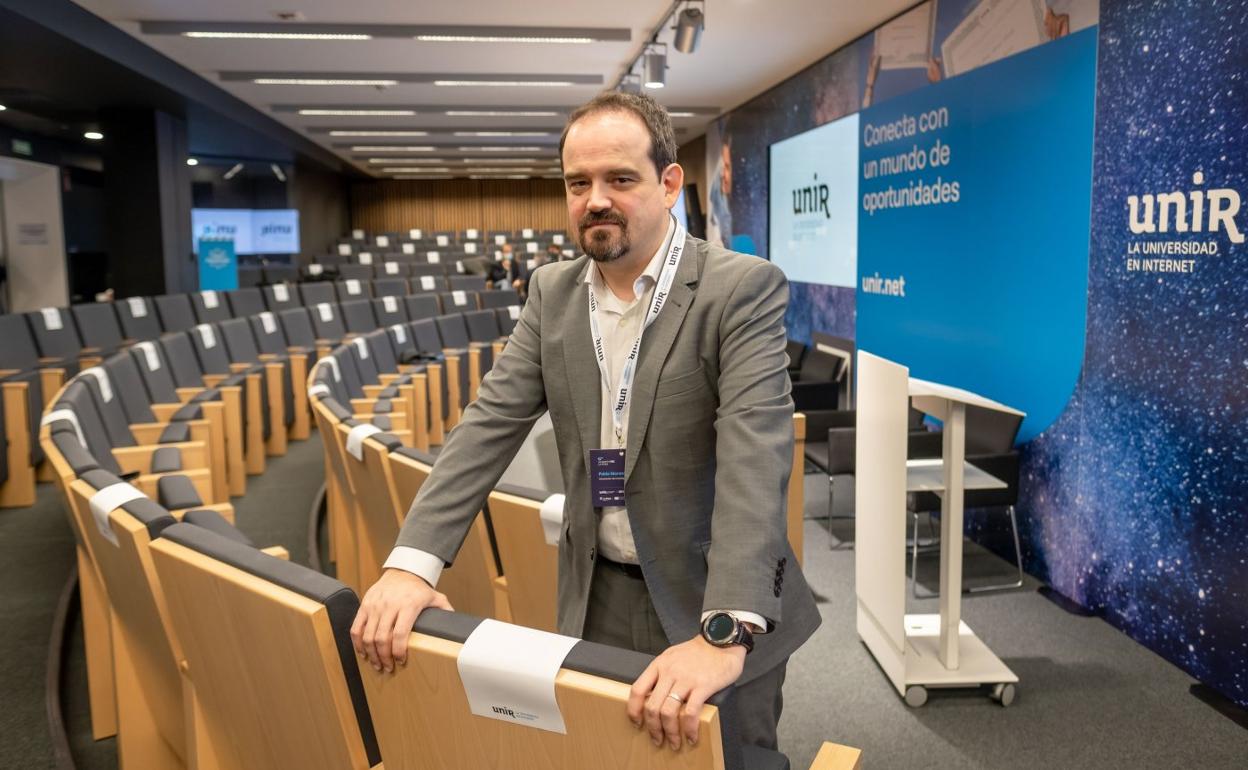 Pablo Moreno Ger, vicerrector de Investigación de UNIR, tras el evento organizado por la universidad y AERTIC. 