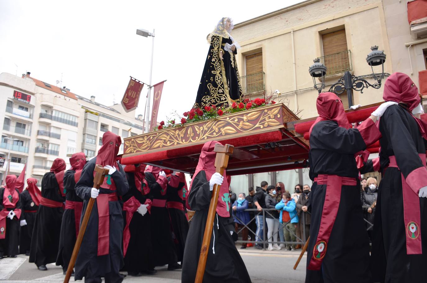 La emoción ha vuelto este jueves al corazón de Calahorra en el Encuentro más esperado de su Semana Santa. 