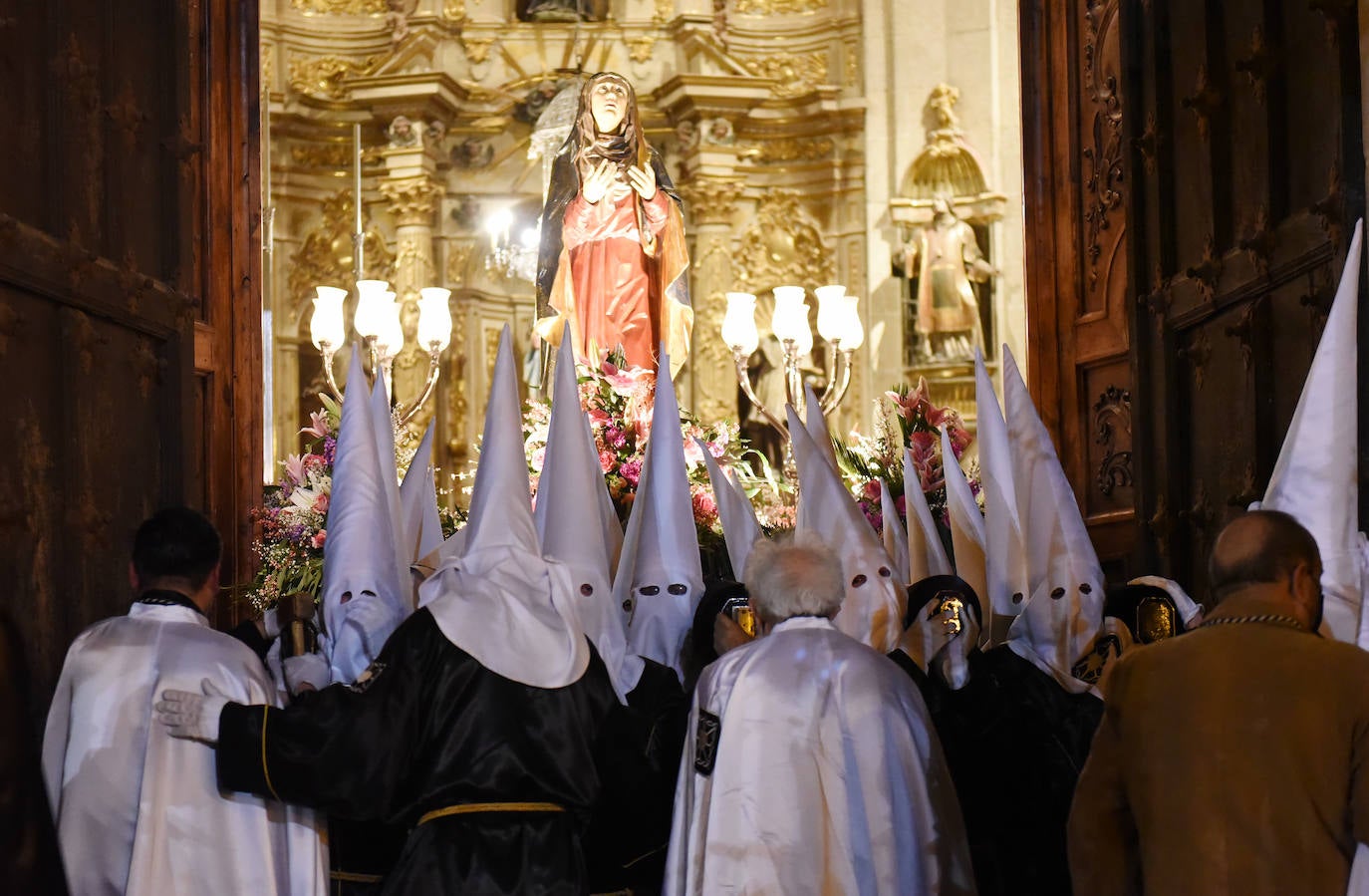 Fotos: Procesión de El Encuentro