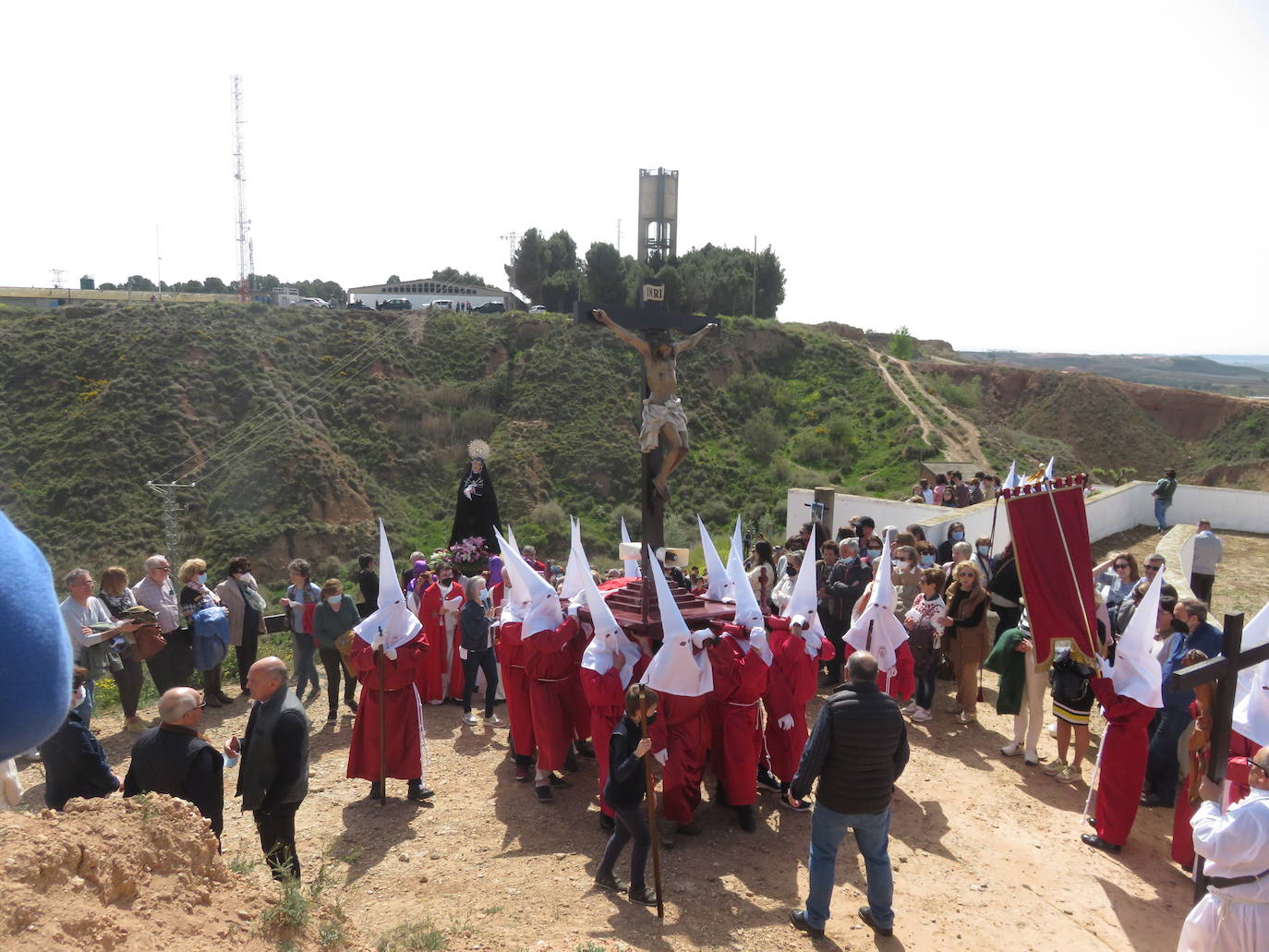 Fotos: Celebraciones de Viernes Santo en los pueblos riojanos