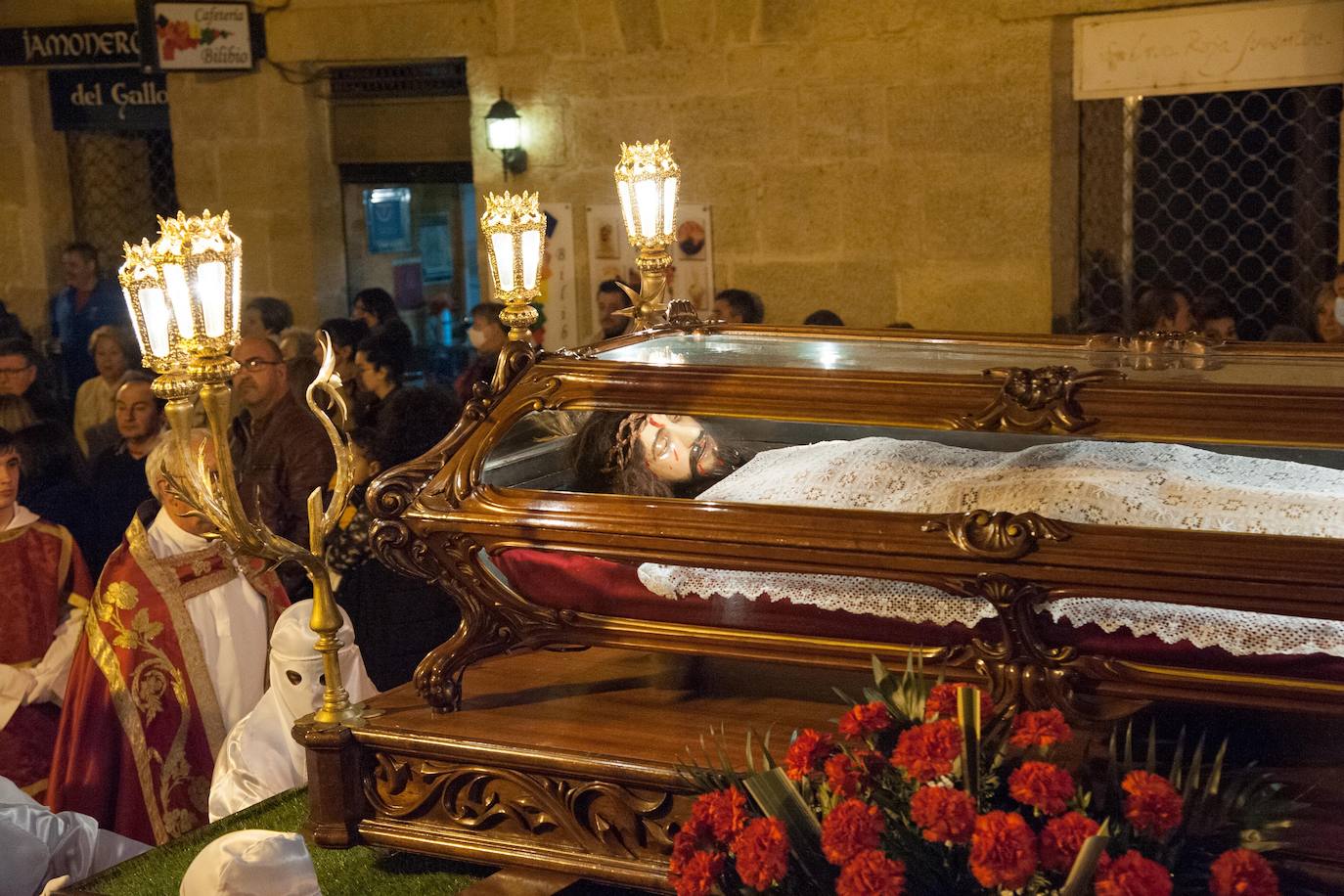 Haro ha recuperado la procesión del Santo Entierro.