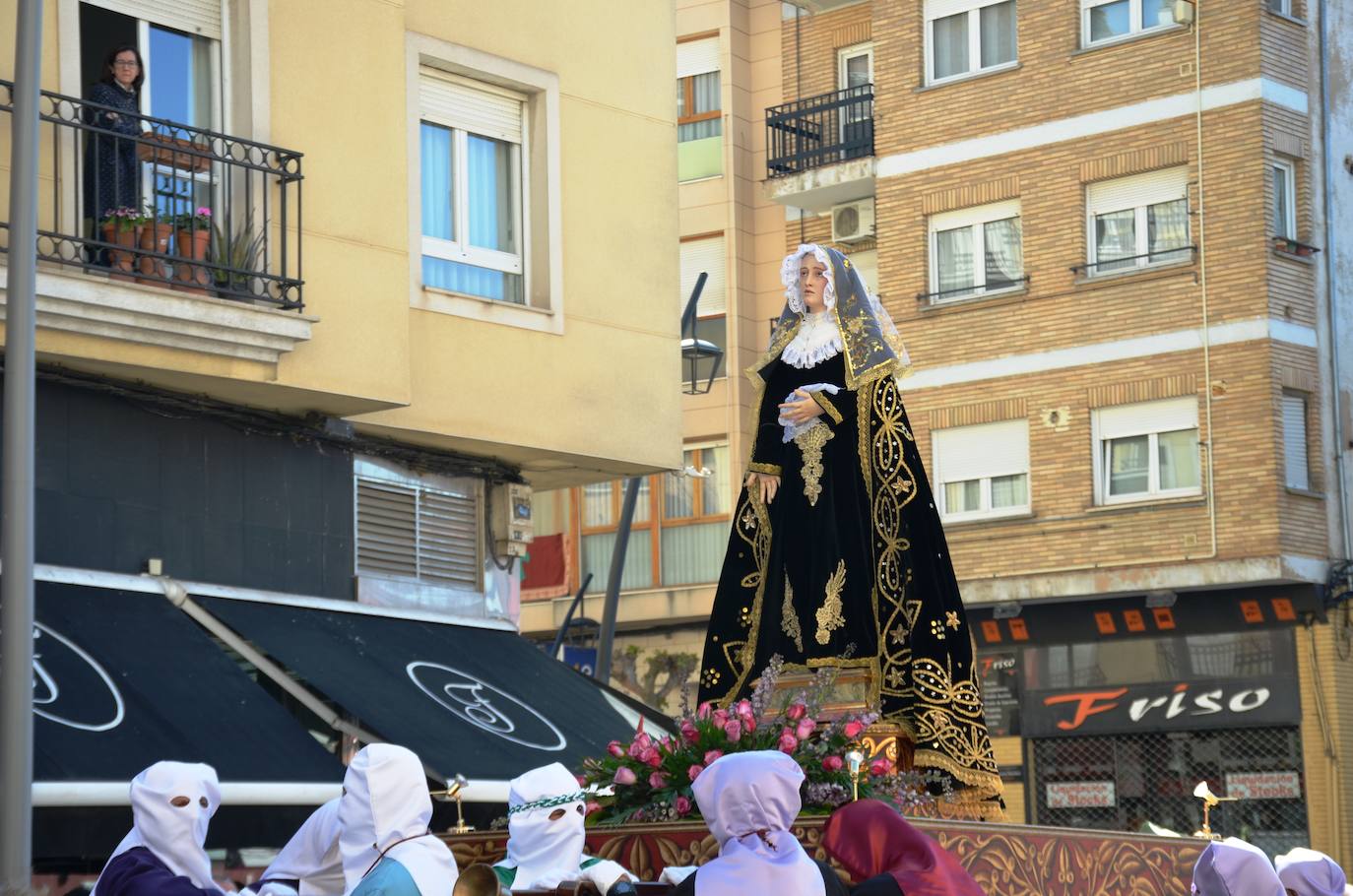 Esta procesión está dedicada a las mujeres maltratadas. 