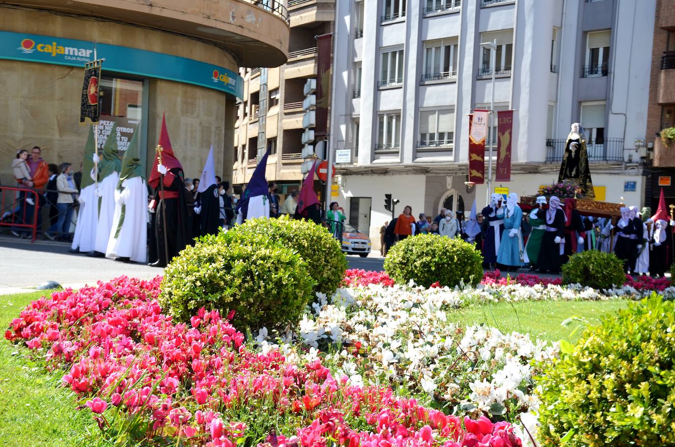 Esta procesión está dedicada a las mujeres maltratadas. 