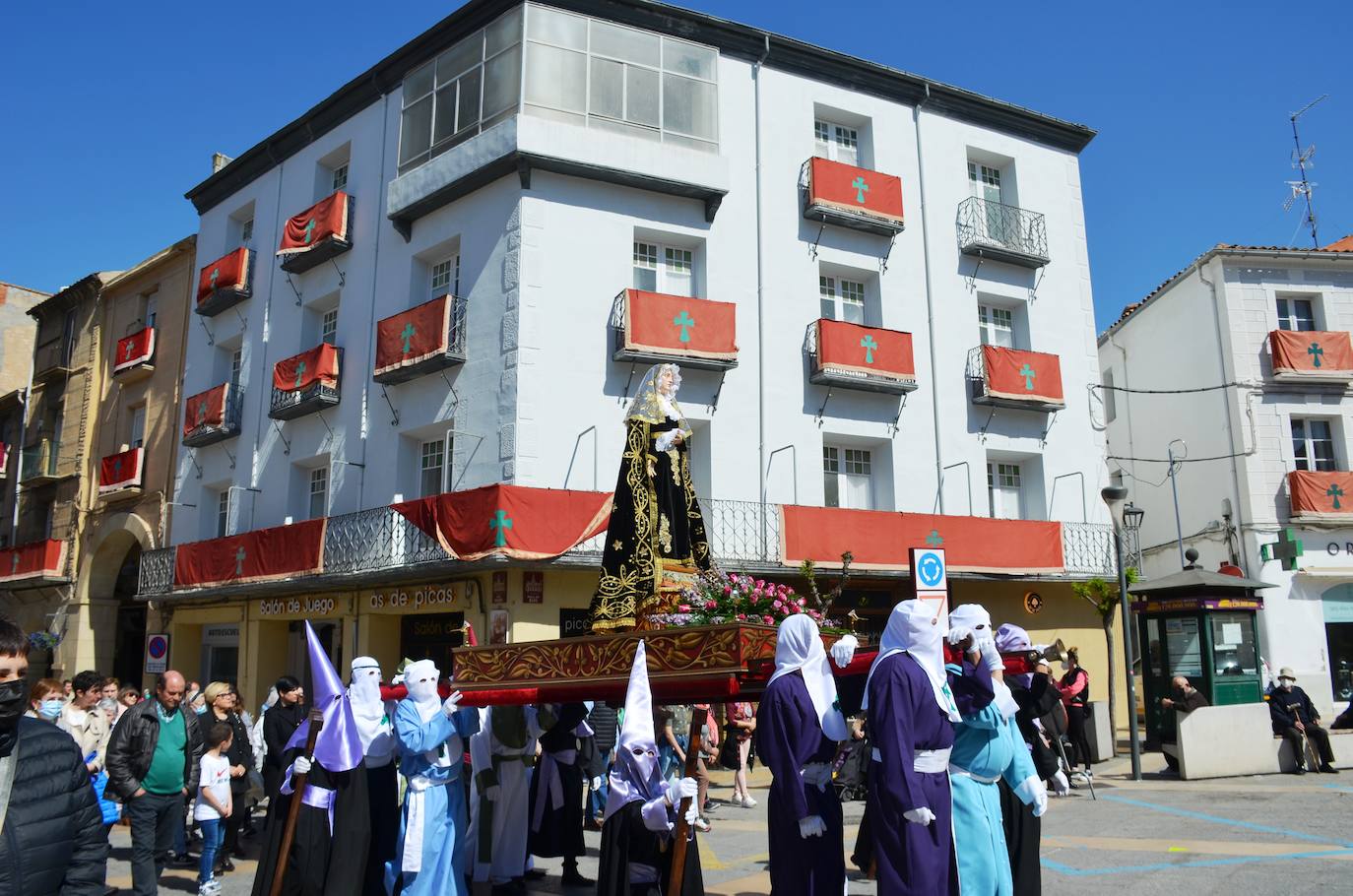 Esta procesión está dedicada a las mujeres maltratadas. 