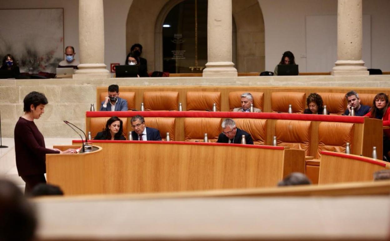 Un Parlamento de La Rioja desenmascarado