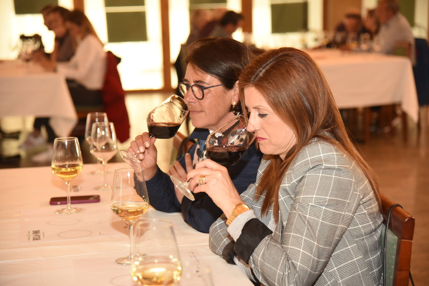 Fotos: Cata de vinos de Finca Valpiedra en el Torneo Golf Rioja&amp;Vino