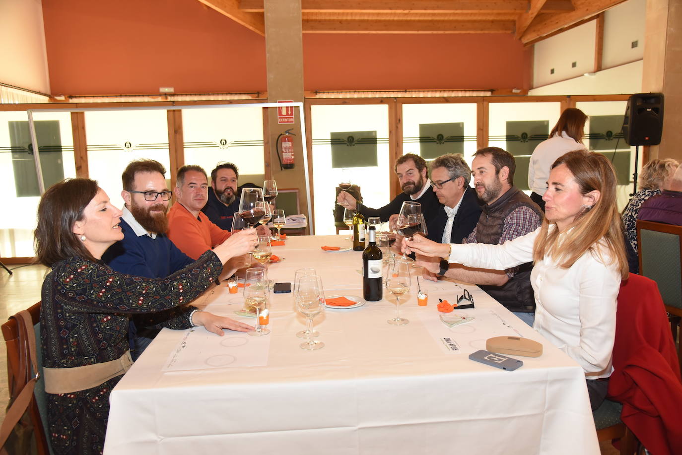 Fotos: Cata de vinos de Finca Valpiedra en el Torneo Golf Rioja&amp;Vino