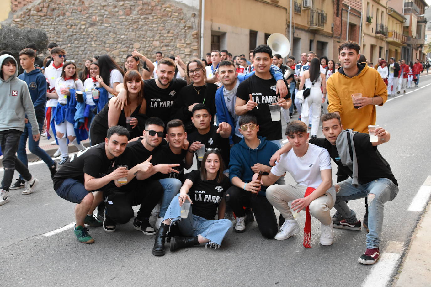 Fotos: Vacas de noche y ranchos en fiestas de Quel