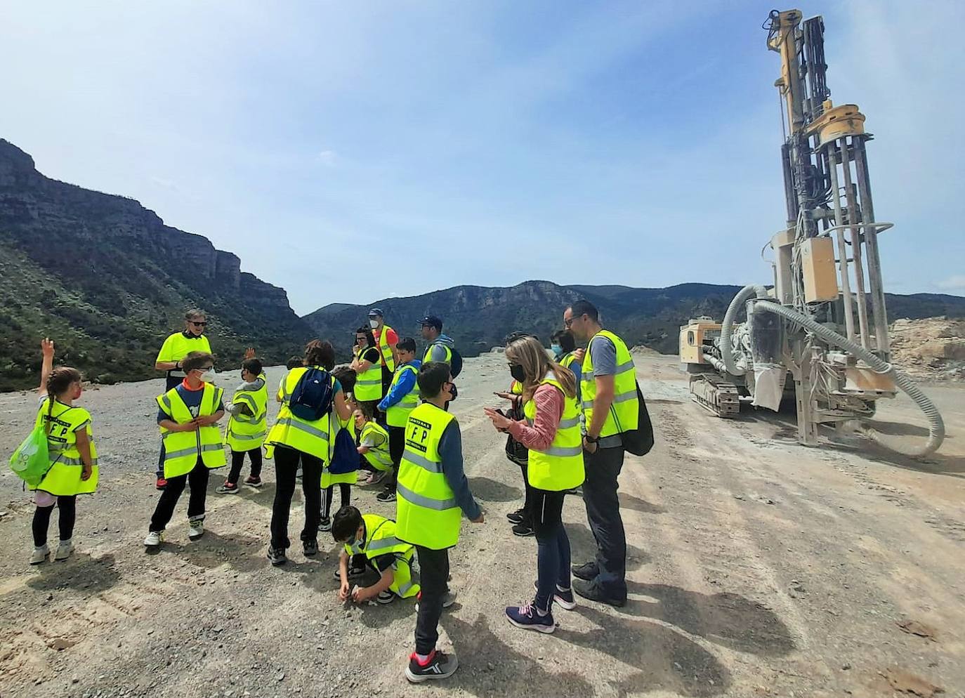 Fotos: Leza presume de minas y da a conocer sus canteras de caliza y yeso