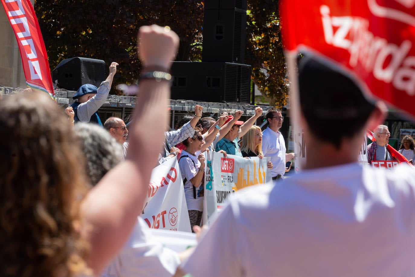 Fotos: Manifestación principal del Primero de Mayo en La Rioja