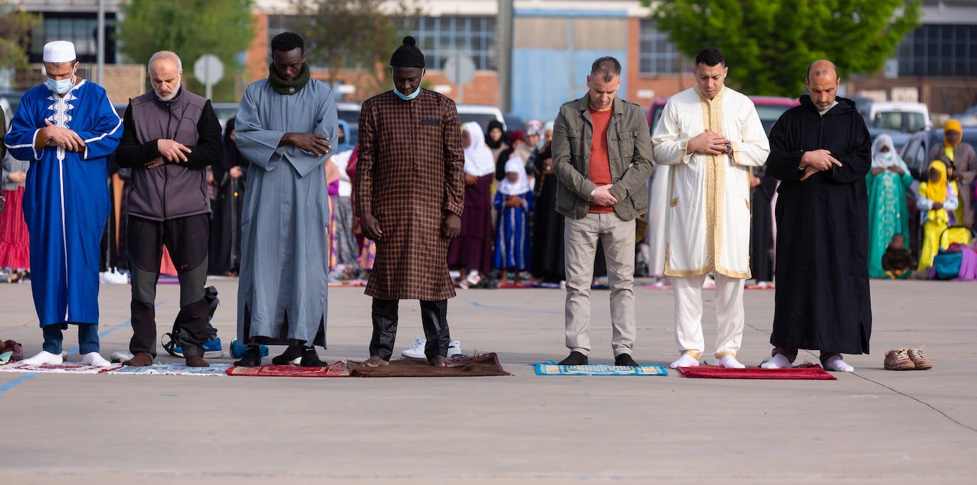 Fotos: Concentración por el fin del Ramadán en Logroño