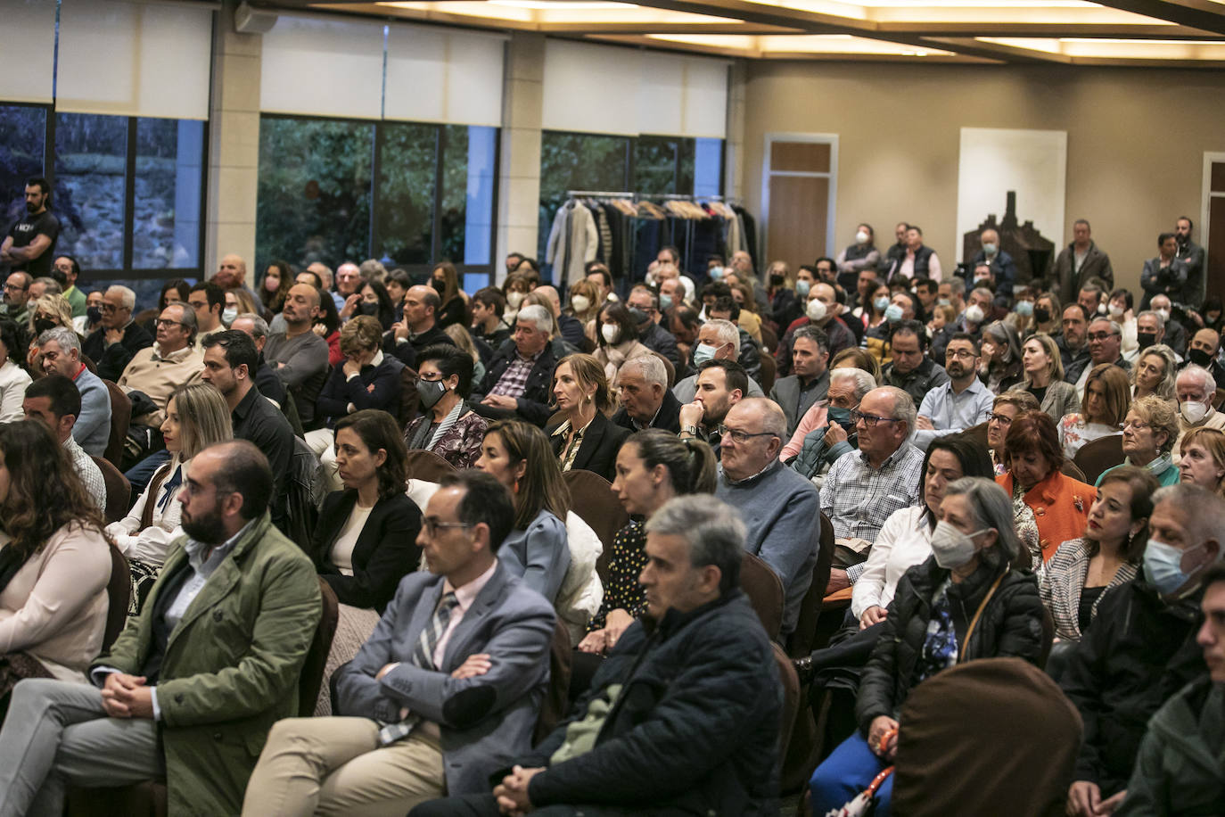 Unos 400 militantes del PP piden que Carlos Cuevas «dé un paso al frente» ante el próximo congreso