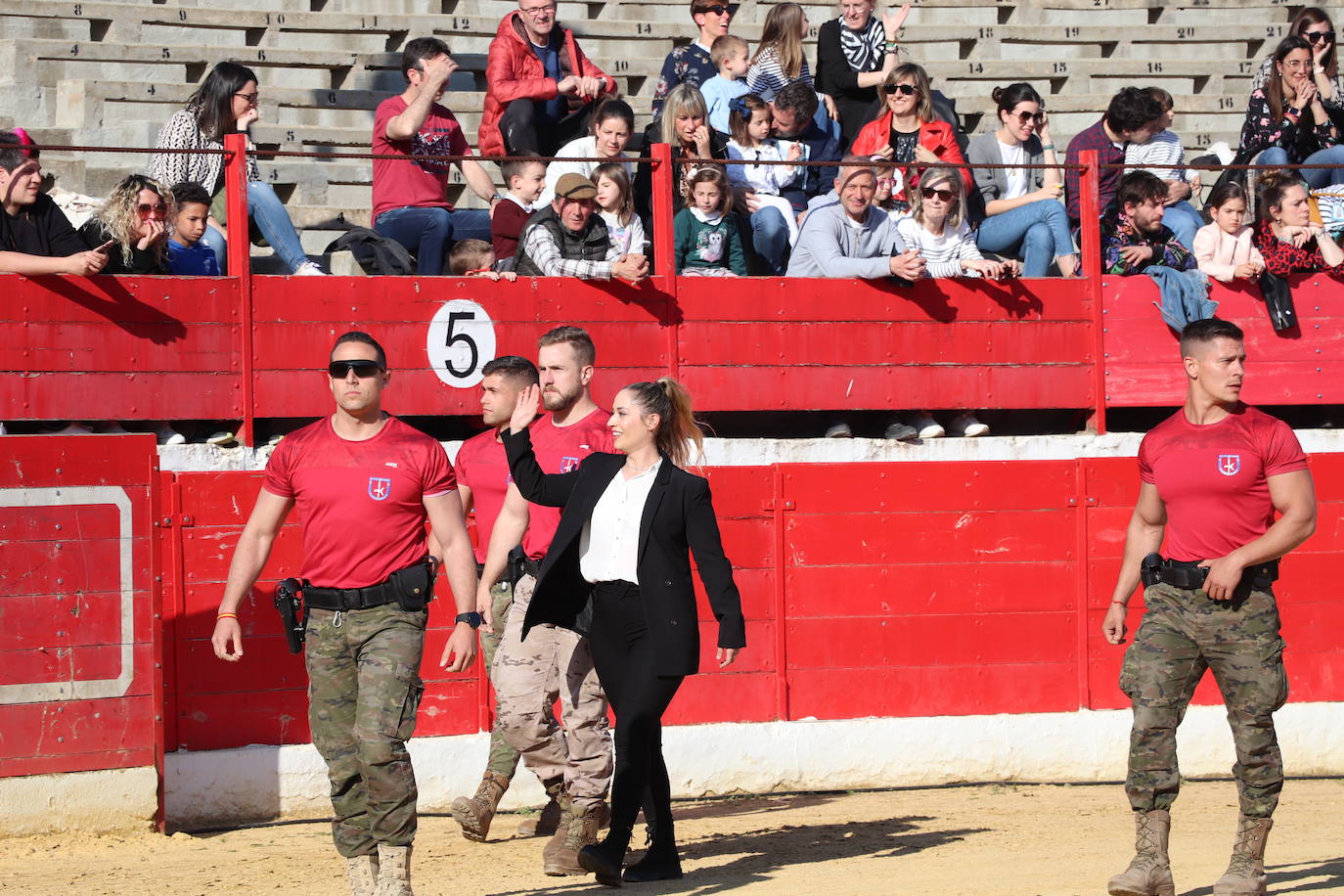 Fotos: El desfile de la caballería de la Guardia Real en Alfaro