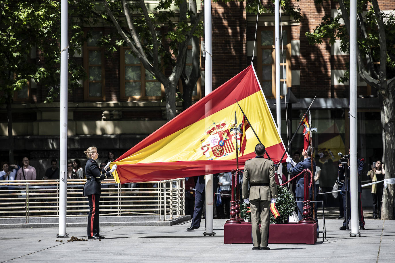 Fotos: 370 personas juran bandera en Logroño