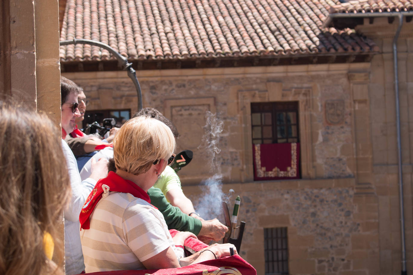 Fotos: Santo Domingo de la Calzada dispara el cohete de sus fiestas del Santo