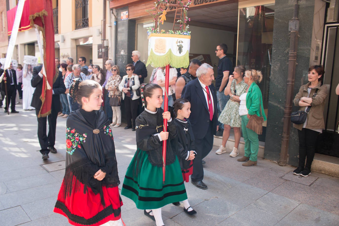 Fotos: Procesión de las doncellas en Santo Domingo de la Calzada