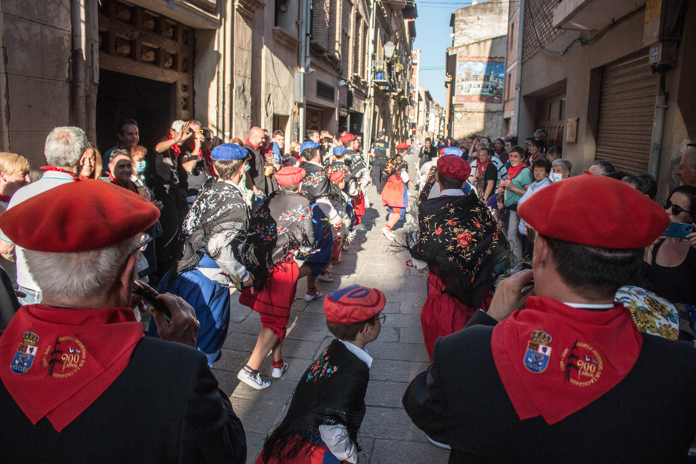 Fotos: Procesiones de Los Ramos y de Las Prioras en Santo Domingo de la Calzada