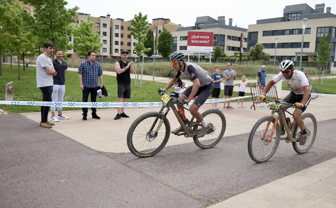 Fotos: Hans Becking gana la segunda etapa de La Rioja Bike Race