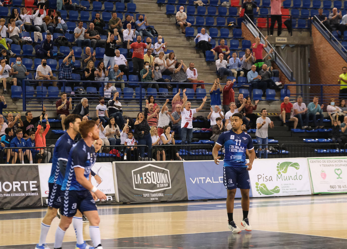 Fotos: La victoria del Logroño ante el Benidorm le acerca a Europa