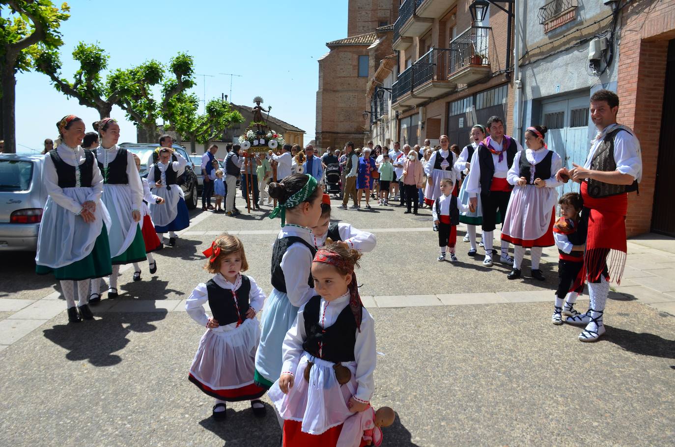 Fotos: Procesión de San Isidro en Calahorra