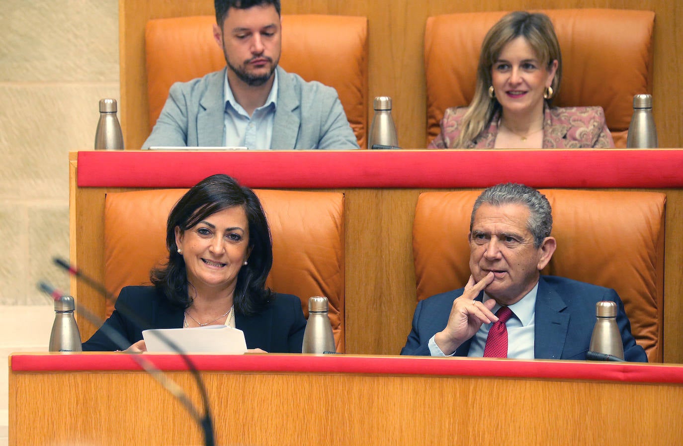 Fotos: Pleno del Parlamento de La Rioja