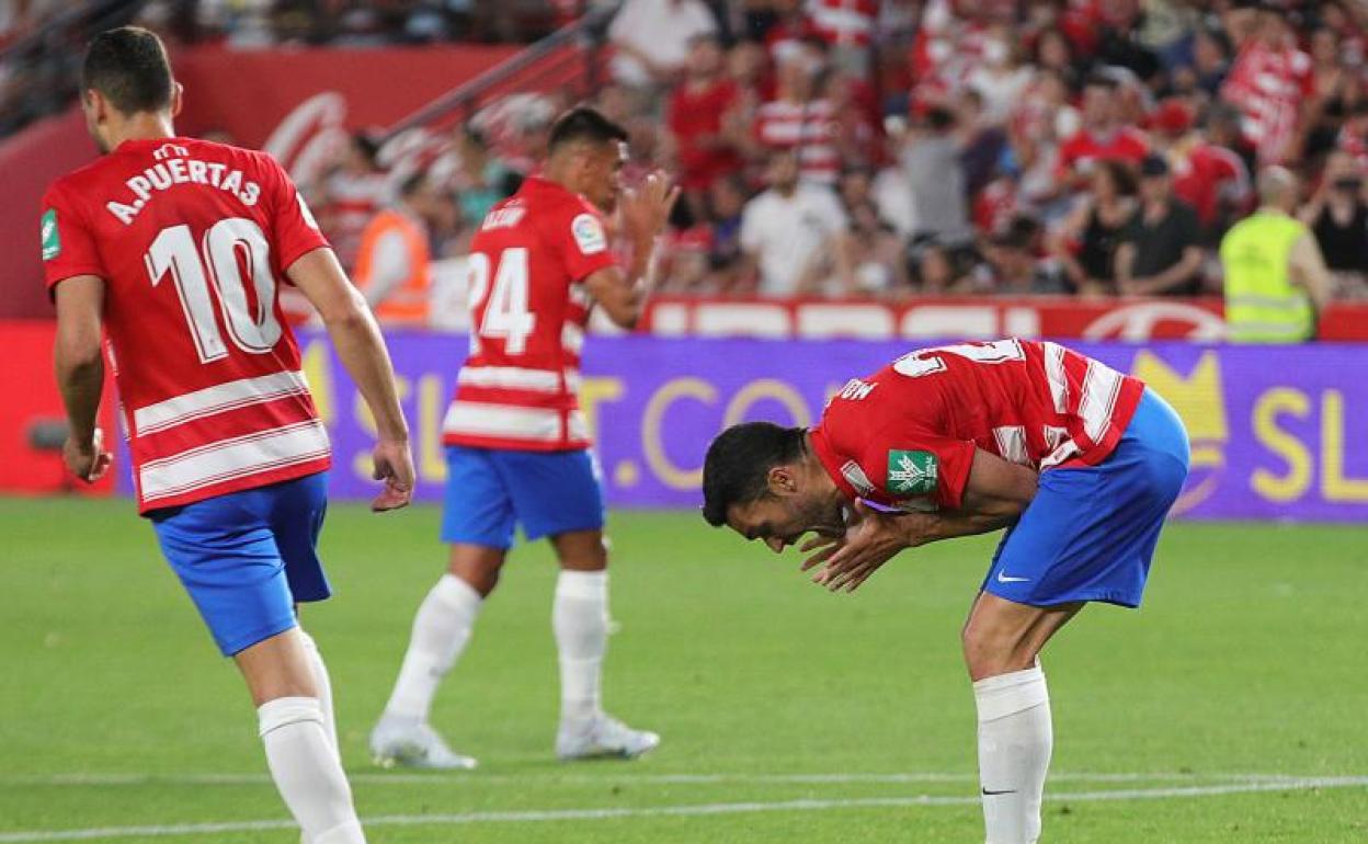 Jorge Molina, tras fallar un penalti ante el Espanyol. 