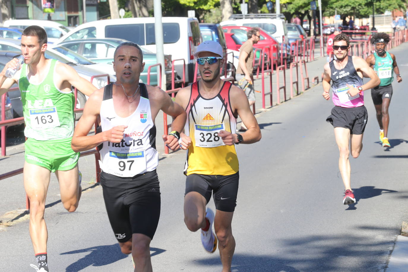 Fotos: Las imágenes de la Media Maratón de La Rioja