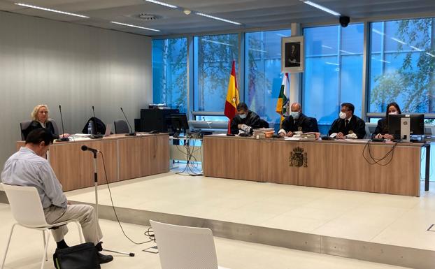 Francisco Jalón, este martes, durante la vista oral que se sigue contra él en la Audiencia Provincial 