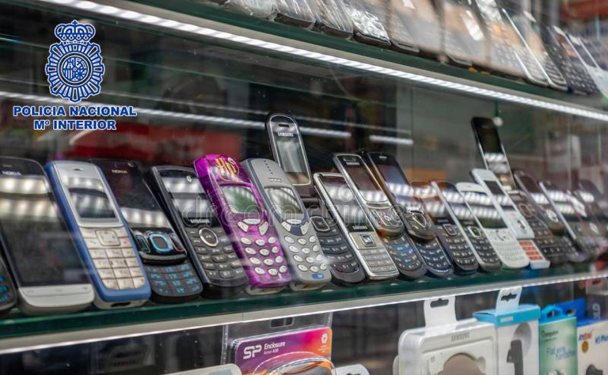 Detenido en Logroño el dueño de un local de compraventa por vender un móvil robado