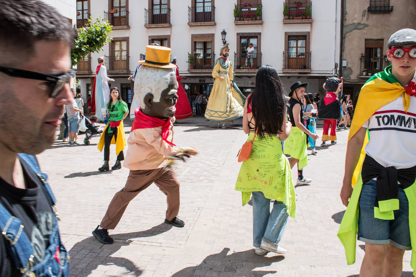 Fotos: Comienzan las fiestas de Santa Bárbara en Ezcaray