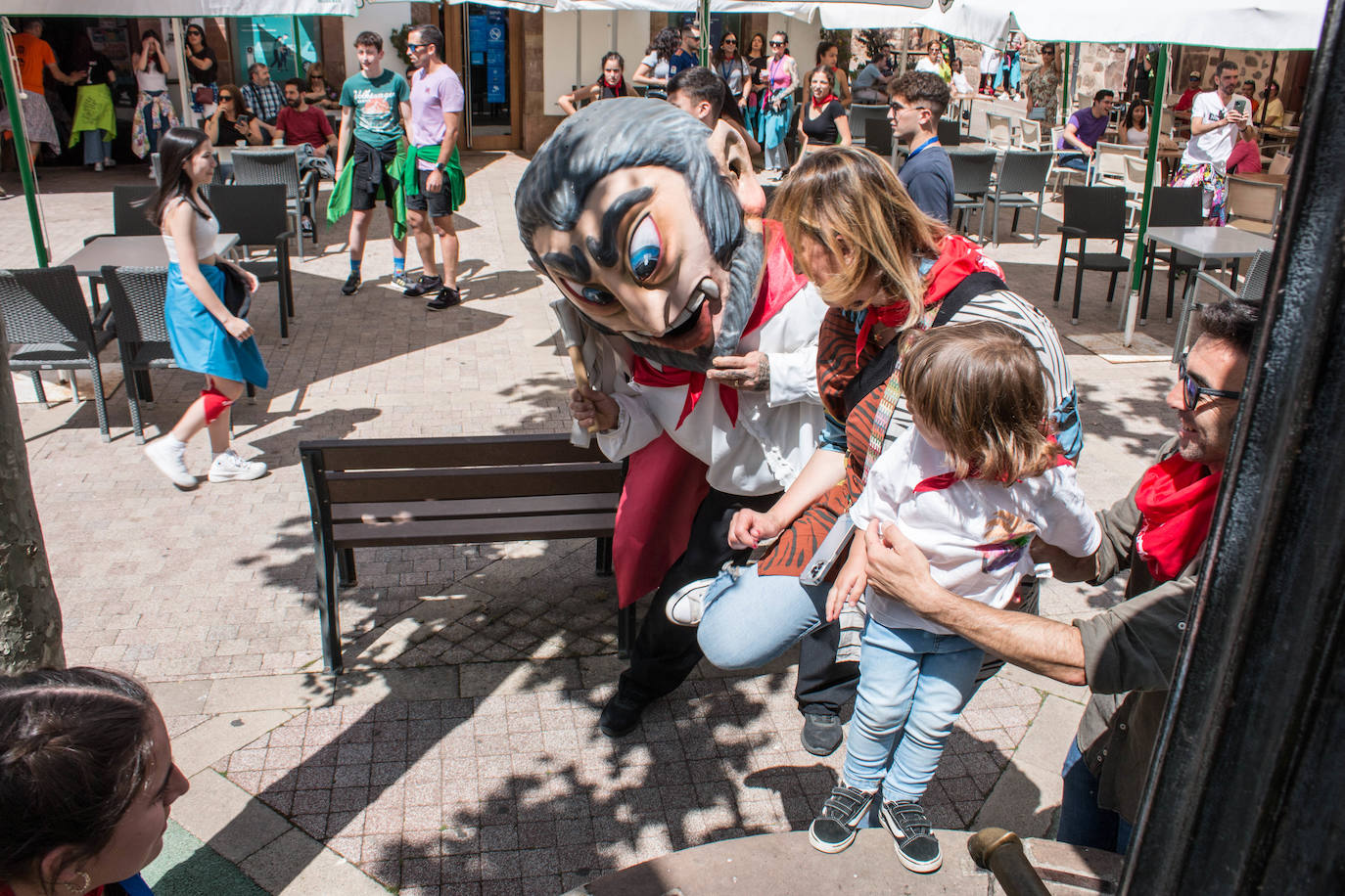 Fotos: Comienzan las fiestas de Santa Bárbara en Ezcaray