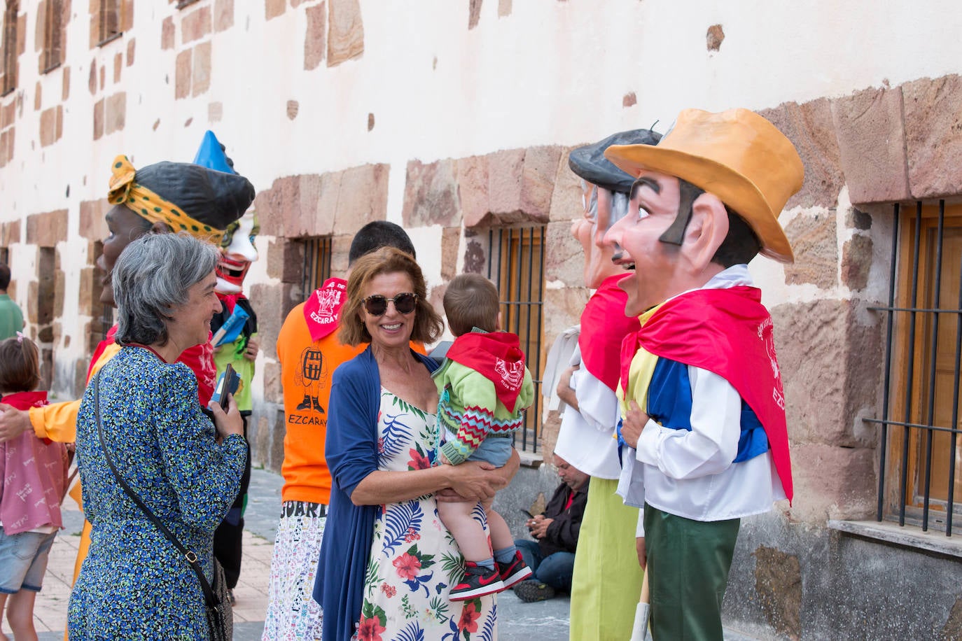 Fotos: Comienzan las fiestas de Santa Bárbara en Ezcaray