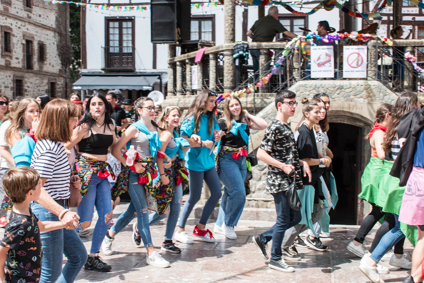 Fotos: Comienzan las fiestas de Santa Bárbara en Ezcaray