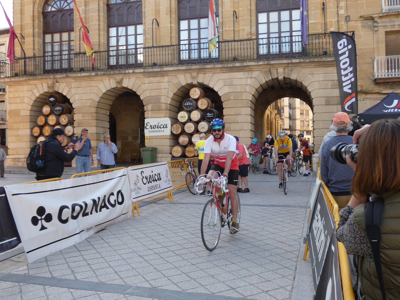 Fotos: La Eroica llena Haro de colores clásicos