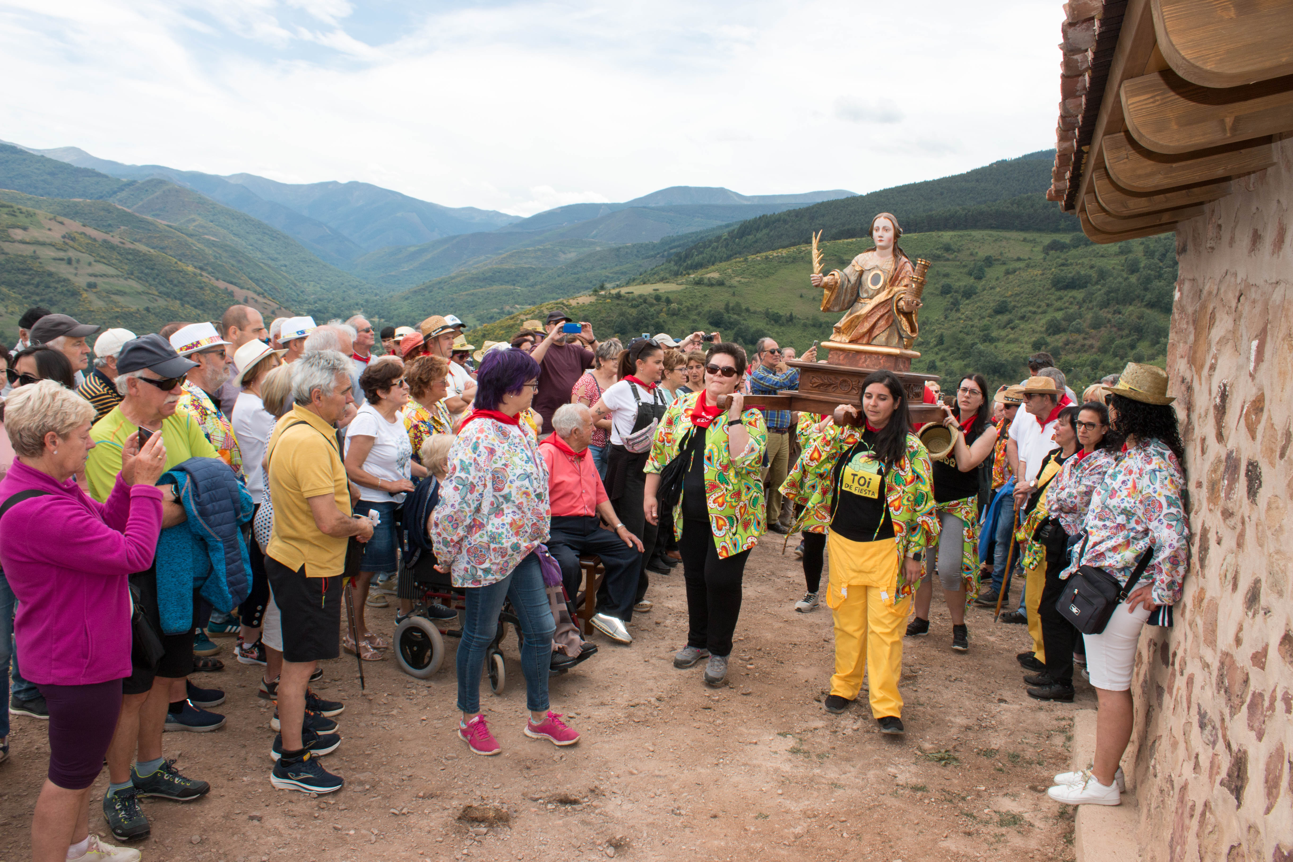 Fotos: Ezcaray celebra la romería a la ermita de Santa Bárbara