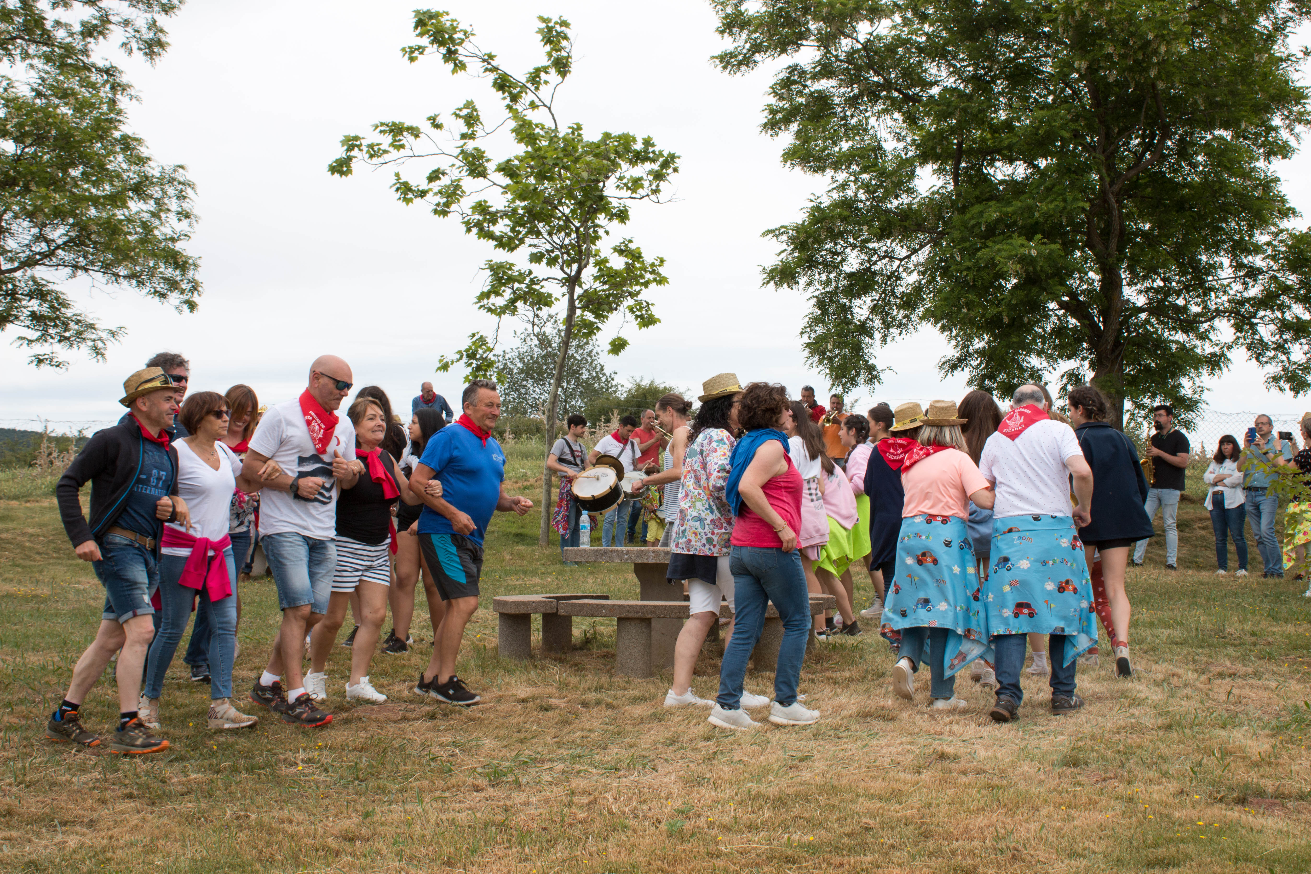 Fotos: Ezcaray celebra la romería a la ermita de Santa Bárbara