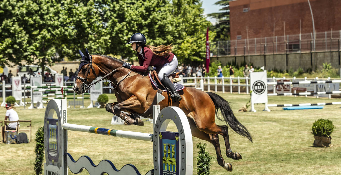 Fotos: González de Zárate vence en el Concurso de Saltos de Logroño