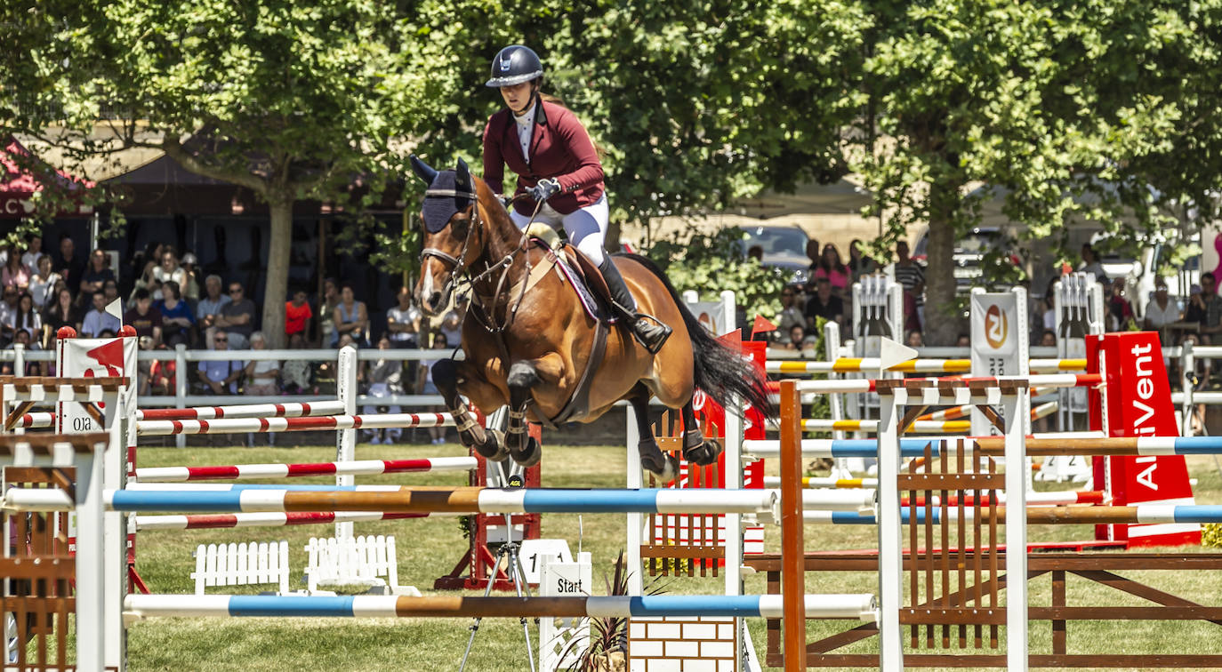 Fotos: González de Zárate vence en el Concurso de Saltos de Logroño