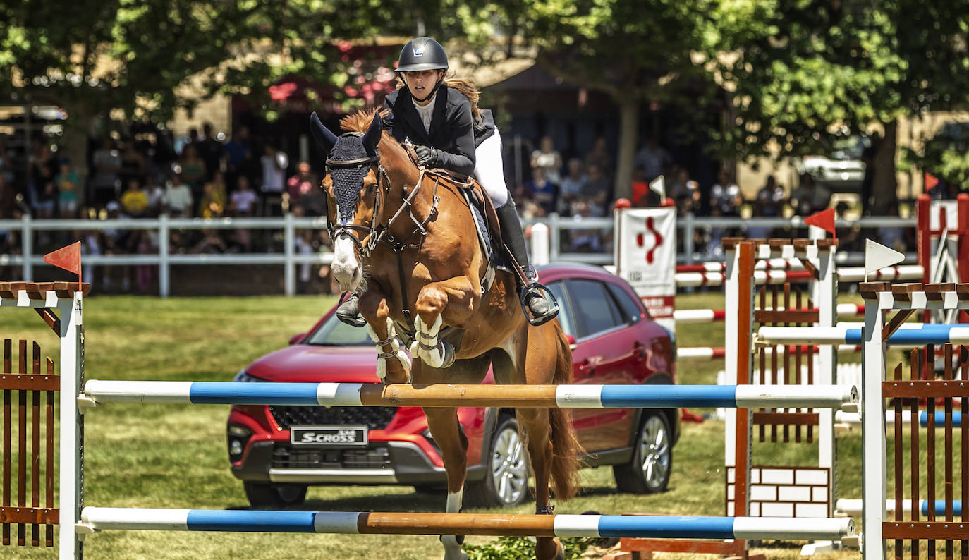 Fotos: González de Zárate vence en el Concurso de Saltos de Logroño