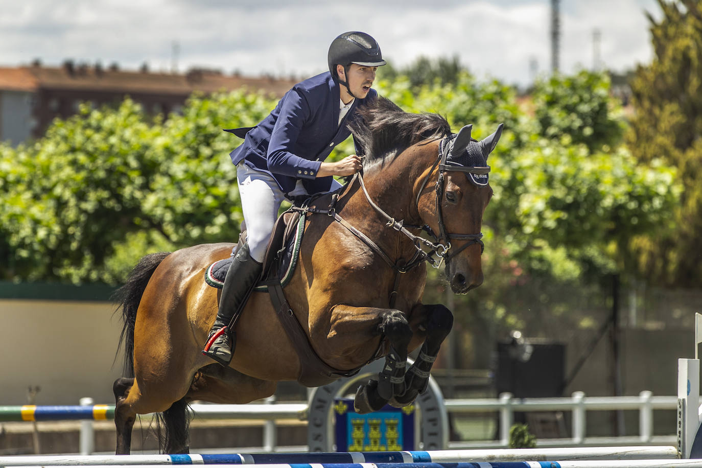 Fotos: González de Zárate vence en el Concurso de Saltos de Logroño