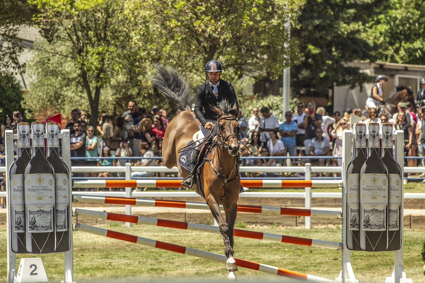 Fotos: González de Zárate vence en el Concurso de Saltos de Logroño