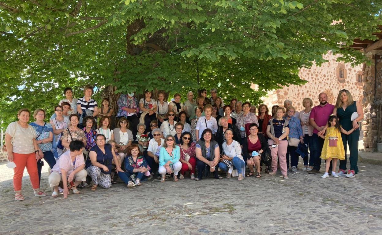 El Rasillo acoge la celebración del Día de la Mujer Camerana