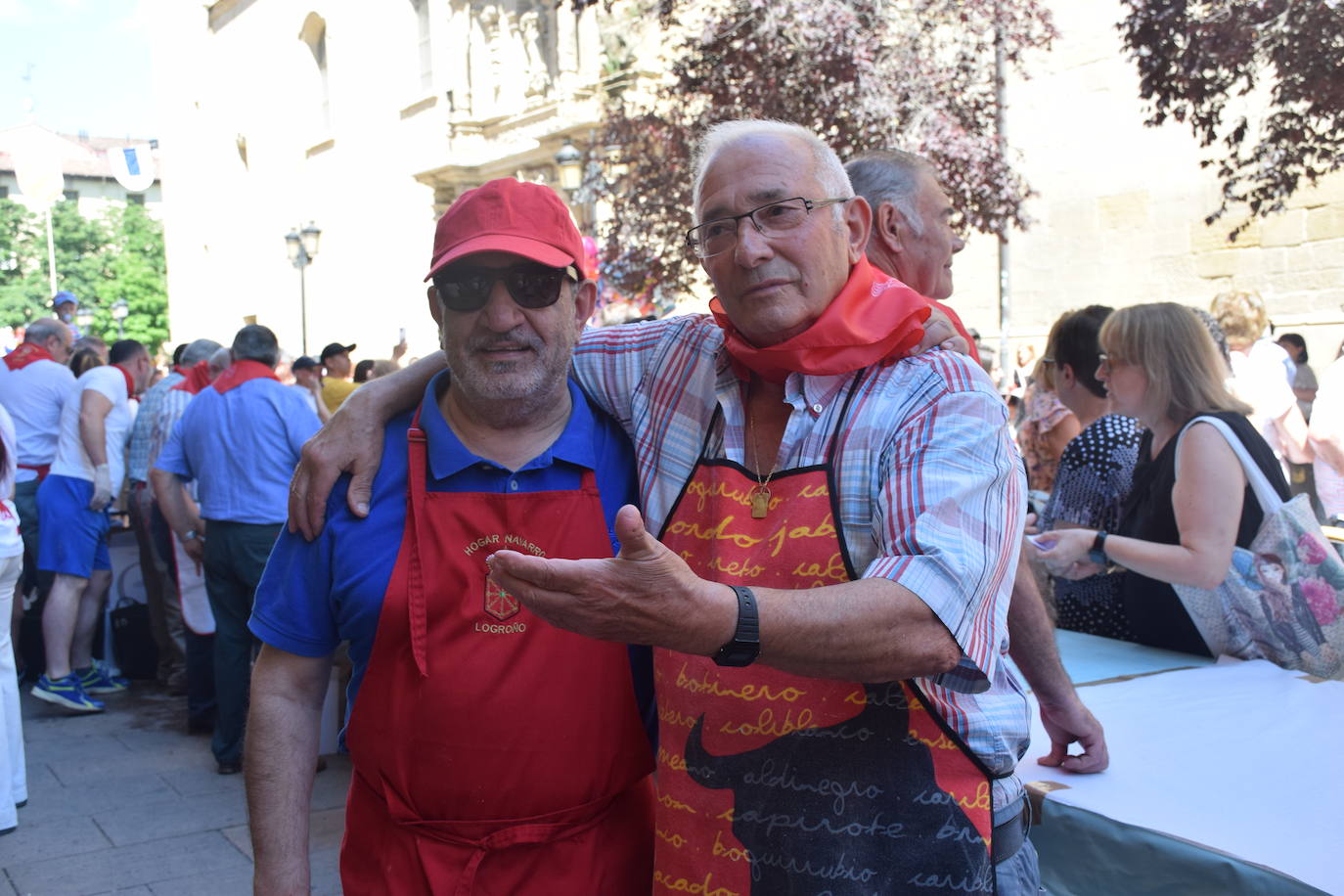 Fotos: Jueves de degustaciones de San Bernabé