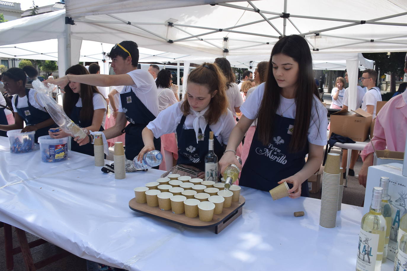 Fotos: Jueves de degustaciones de San Bernabé