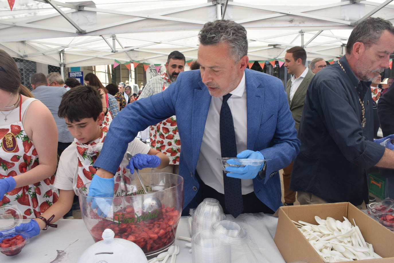 Organiza la Cofradía Logroñesa de San Bernabé.